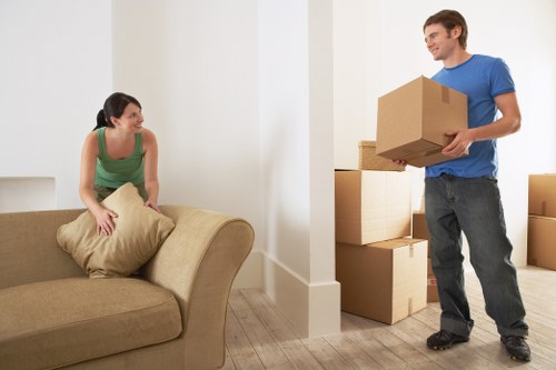 Edenpark residents using flexible storage space during a move